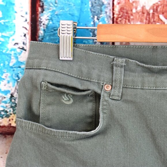 Women's Gloria Vanderbilt Jeans Amanda Straight Leg SIZE 16 Green - Picture 4 of 9